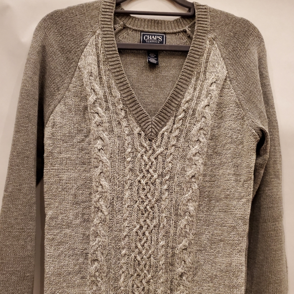 Chaps v-neck grey sweater